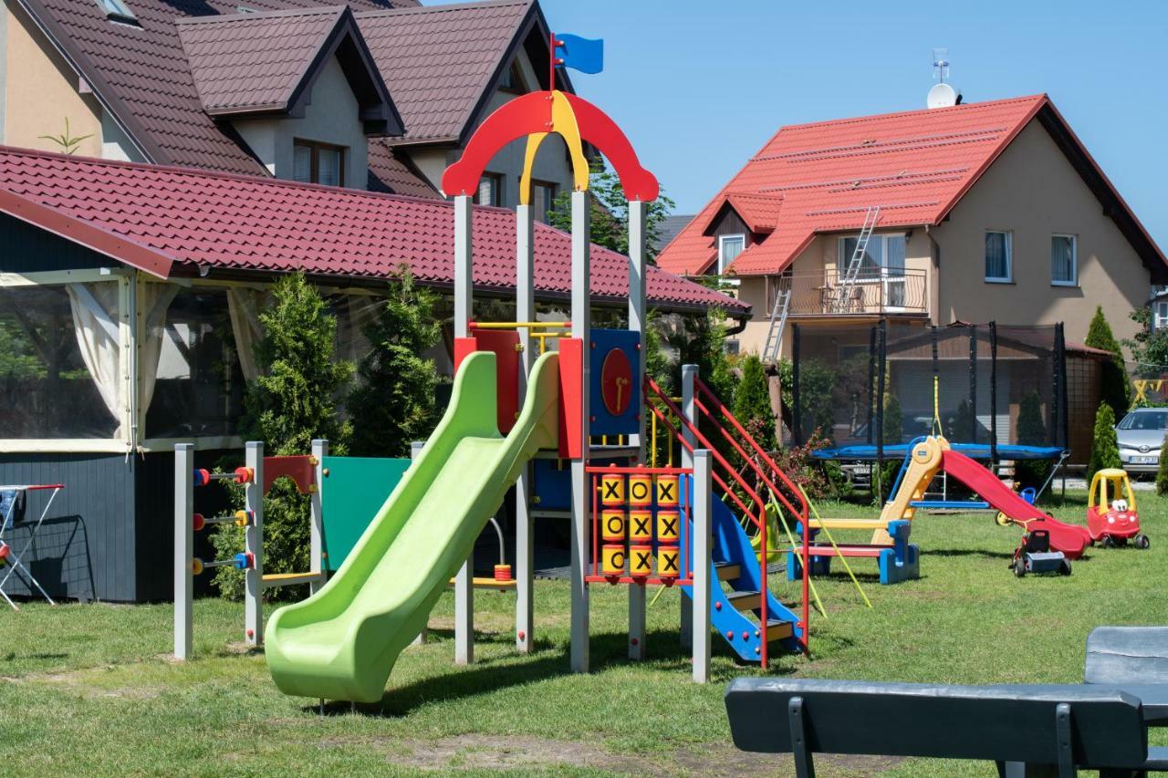 Dworek Karwia Wiosenna 8 Exterior photo